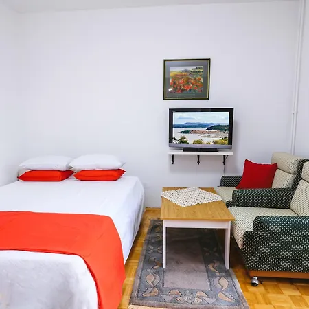 Apartma Dada Izola