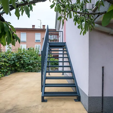 Lägenhet Apartma Dada *